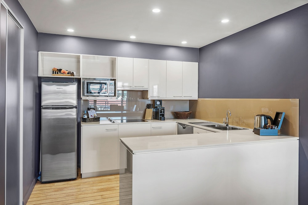 Family Apartment, 2 Bedrooms, City View photo 3