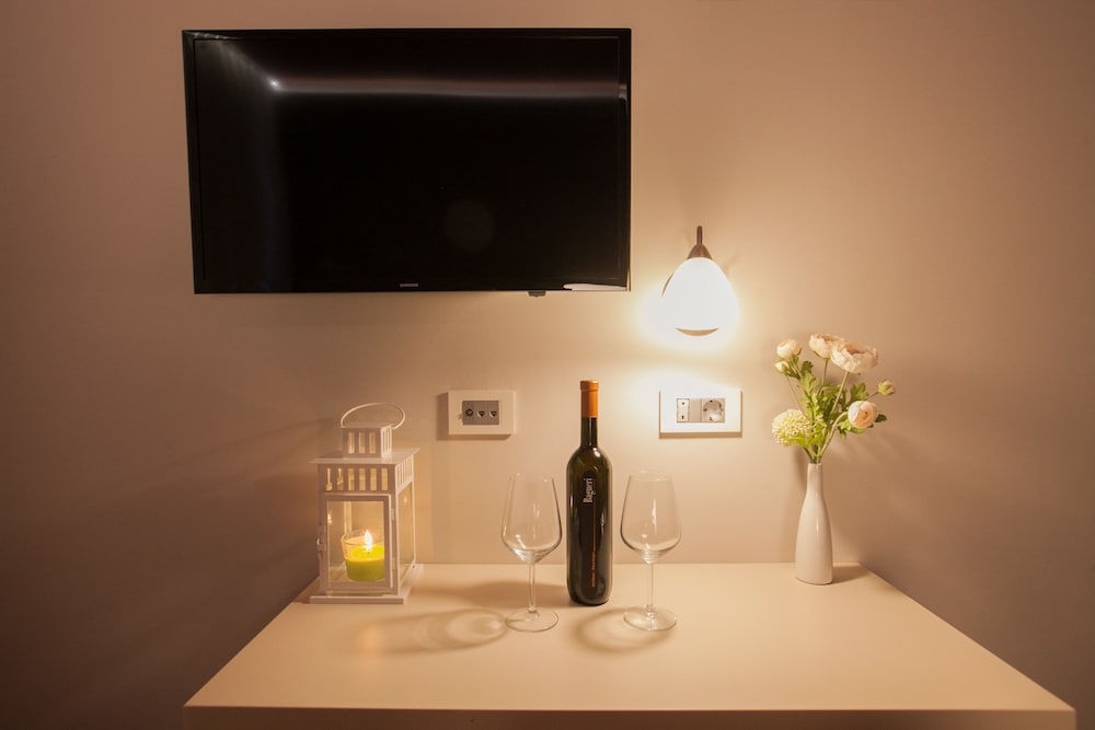 Double Room - Photo 2