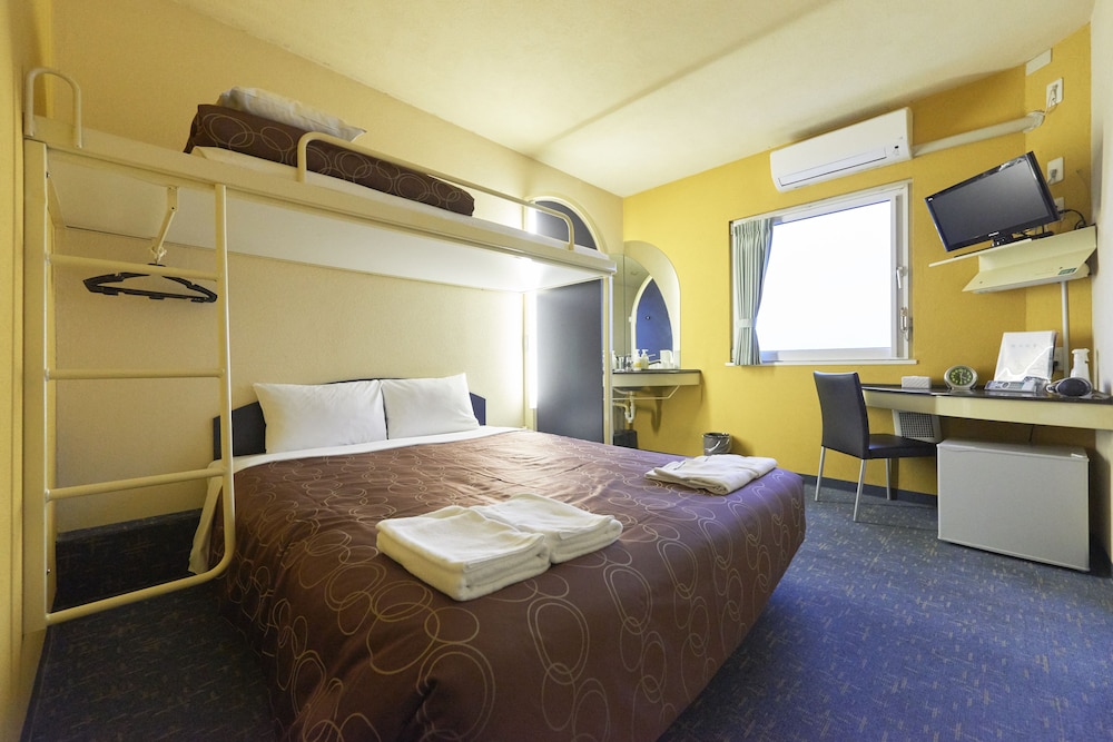 Bunk Bed Room, Smoking photo 2