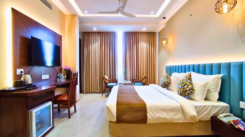 Premium Room - Photo 12