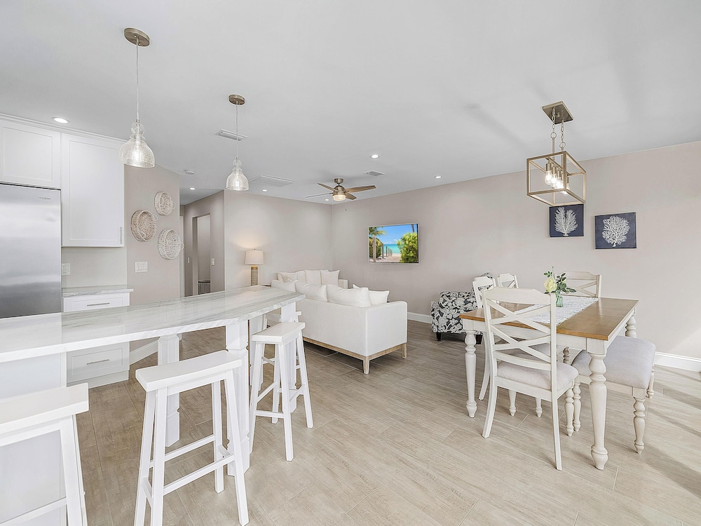 House (2 Bedrooms)