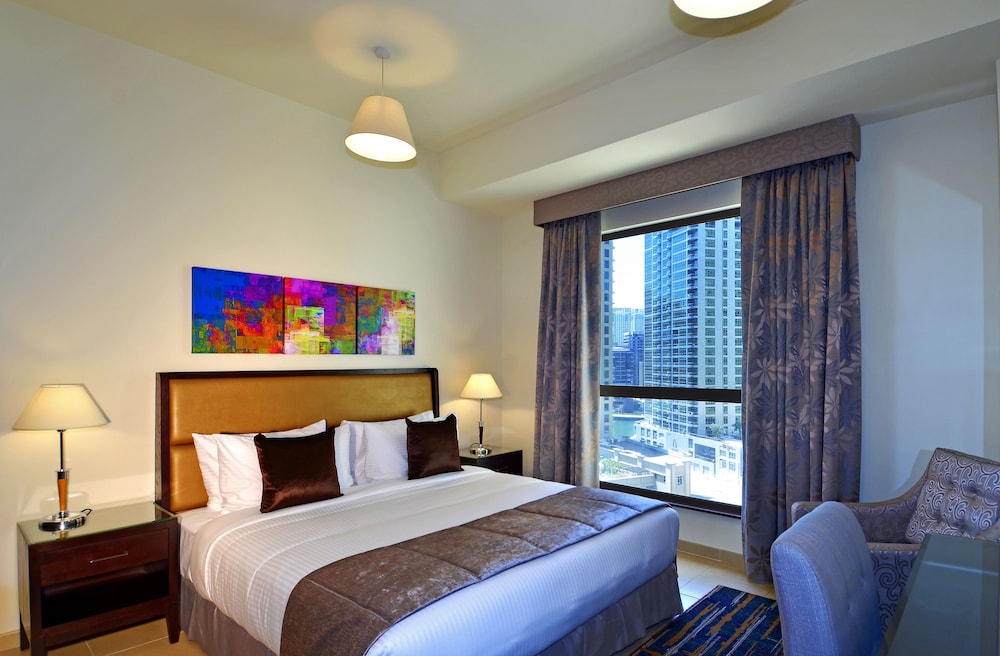 2 Bedroom Apartment - Marina View