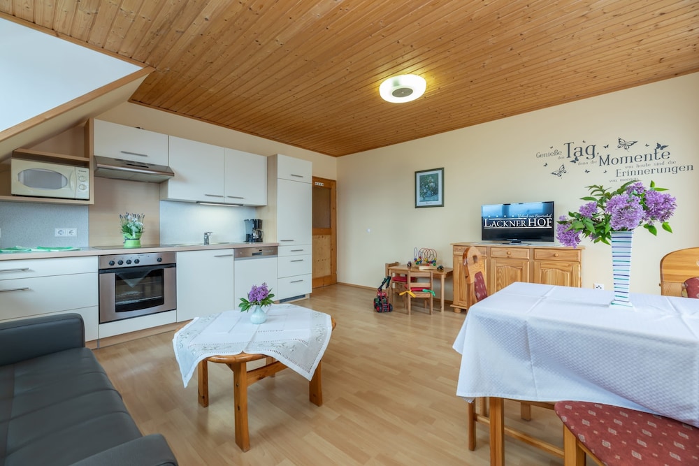 Apartment, 2 Bedrooms, Balcony (Glantal) photo 1