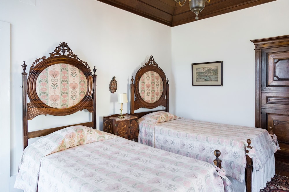 Standard Double or Twin Room photo 2