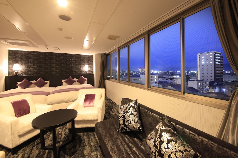 Executive Twin Room Extra, Smoking photo 3