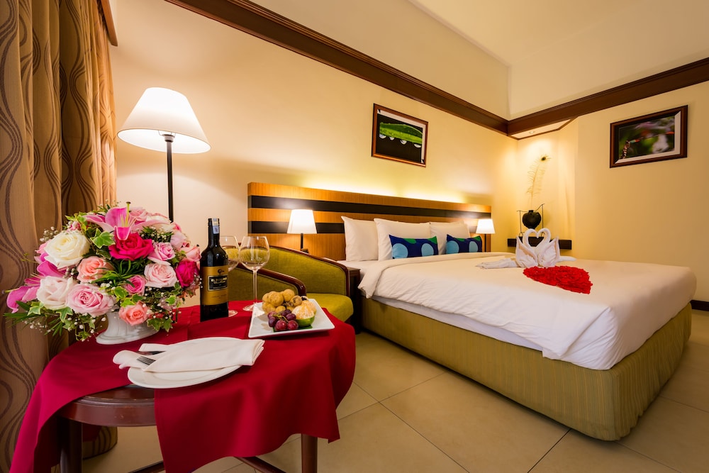 Premier Deluxe Double Room (Newly Renovated) photo 3