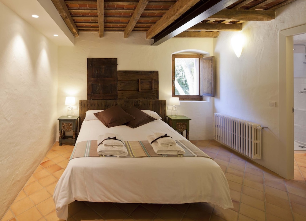 Comfort Double or Twin Room, Ensuite, Mountain View (El Carrilet o La Salut)