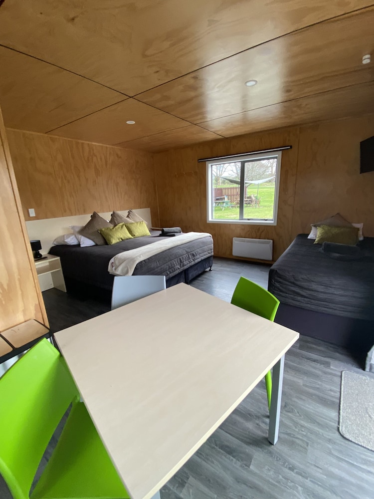 Ensuite Kitchen Cabin