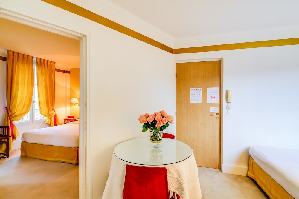 Family Apartment - Photo 6