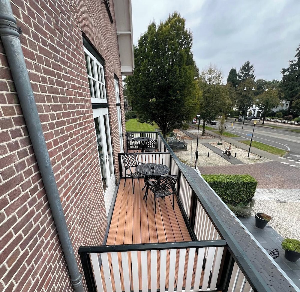 Deluxe Double Room, Balcony photo 2