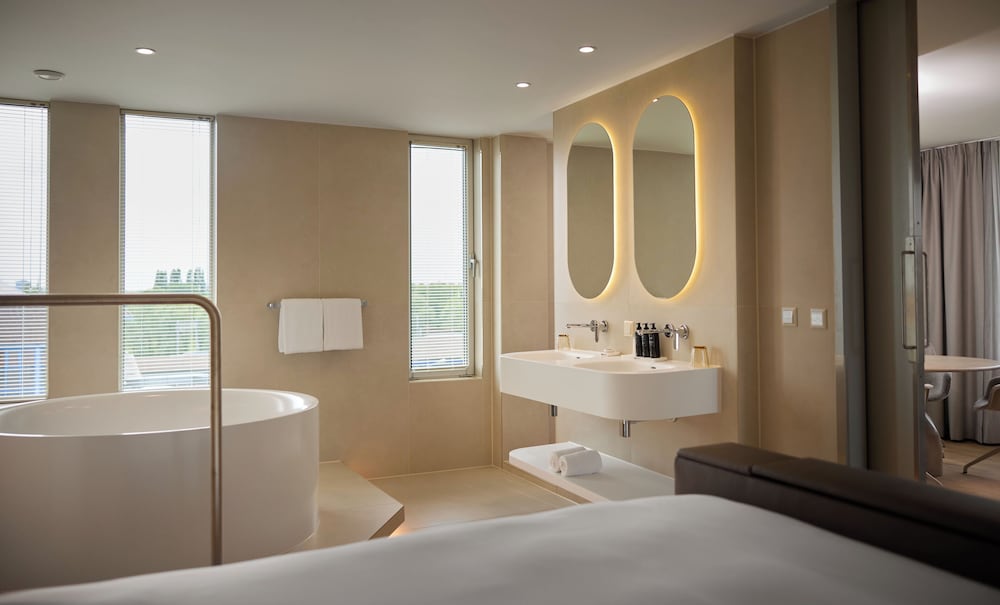 Suite (WOW Suite) photo 3