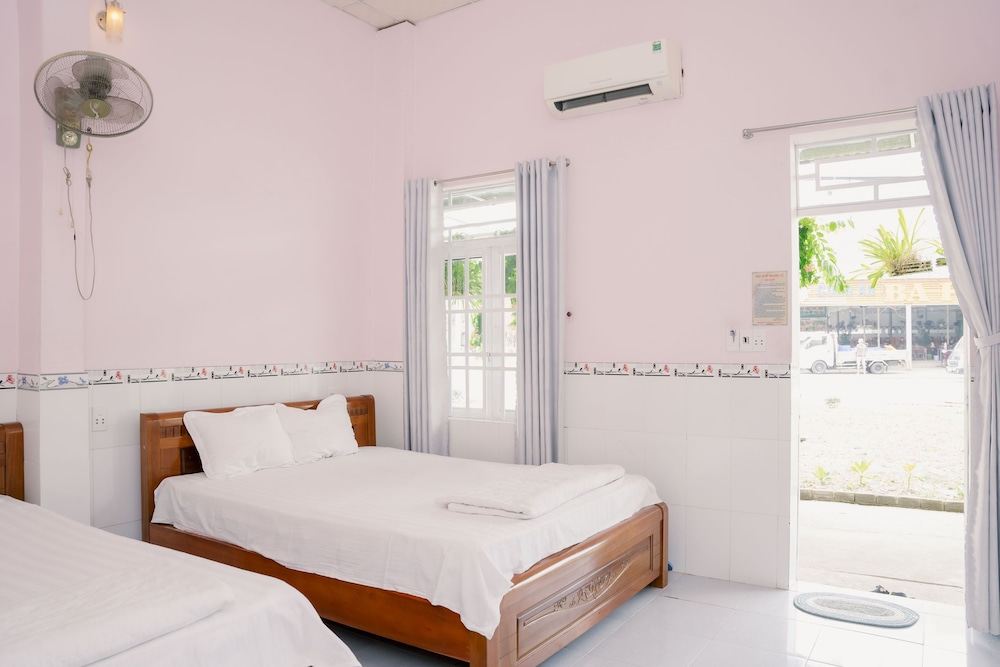 Panoramic Quadruple Room photo 1