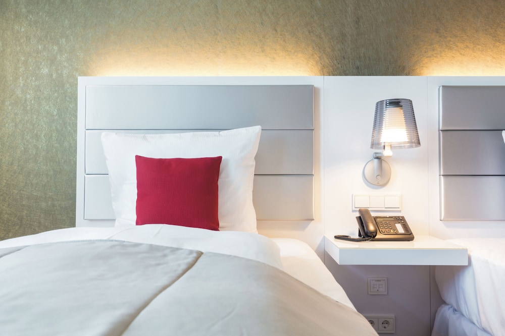 Deluxe Room, 2 Twin Beds - Photo 1