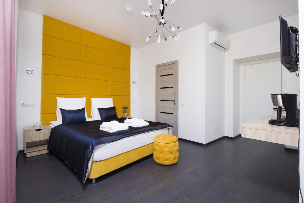 Standard Double Room, 1 Queen Bed