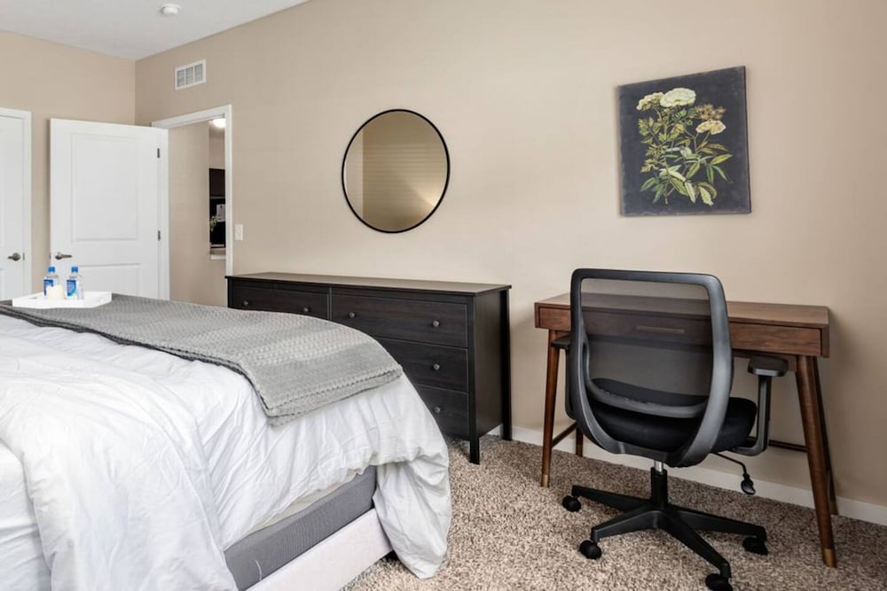 Pet-friendly 2BR On 1st Floor Parking W D, Billede 5