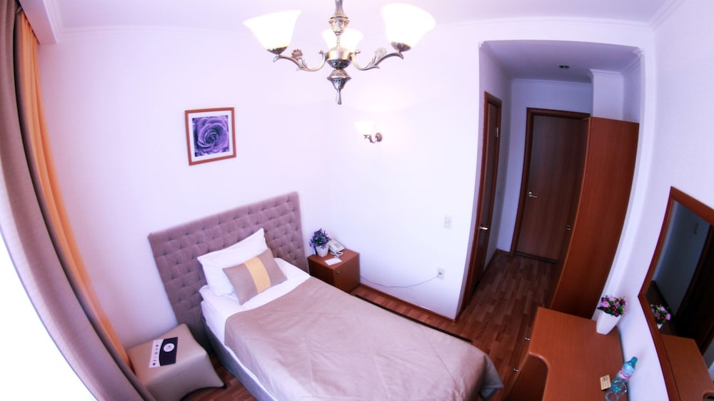 Economy Single Room, Courtyard View