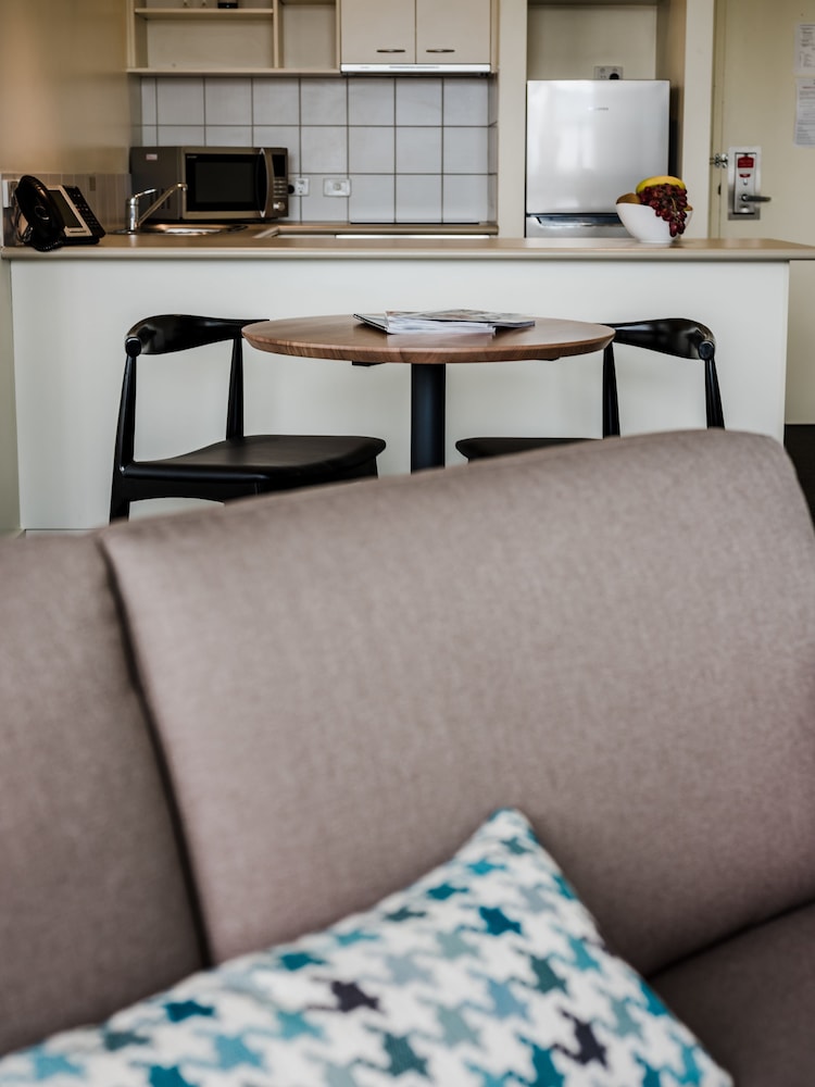One Bedroom Apartment - Photo 4