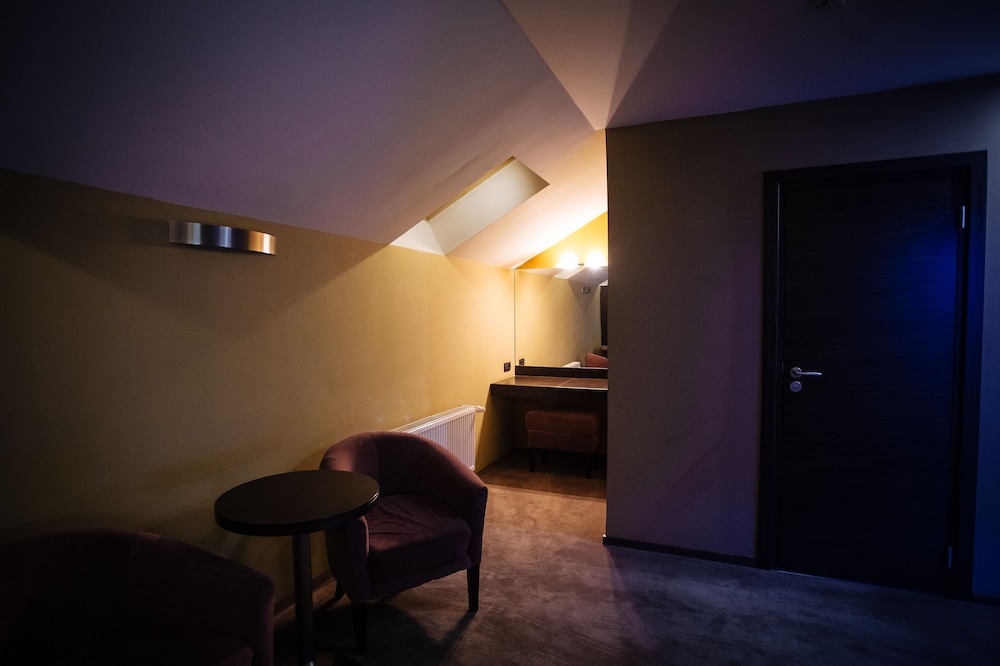 Superior Double or Twin Room photo 3