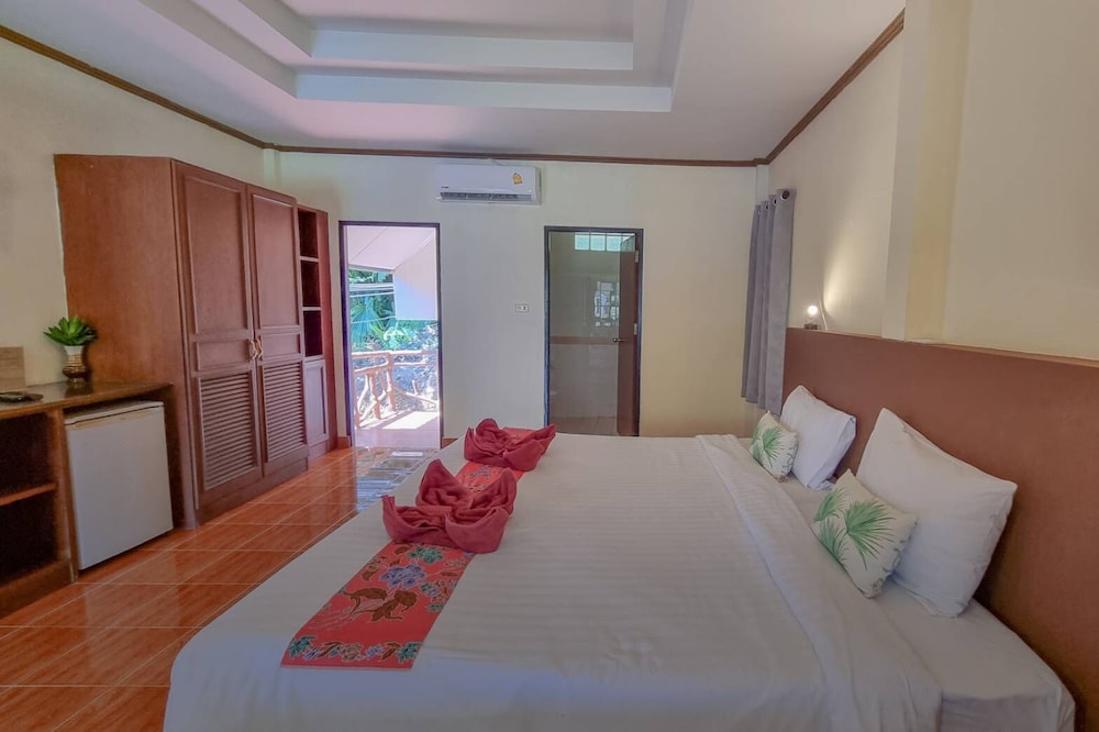 Superior Double Or Twin Room photo 3