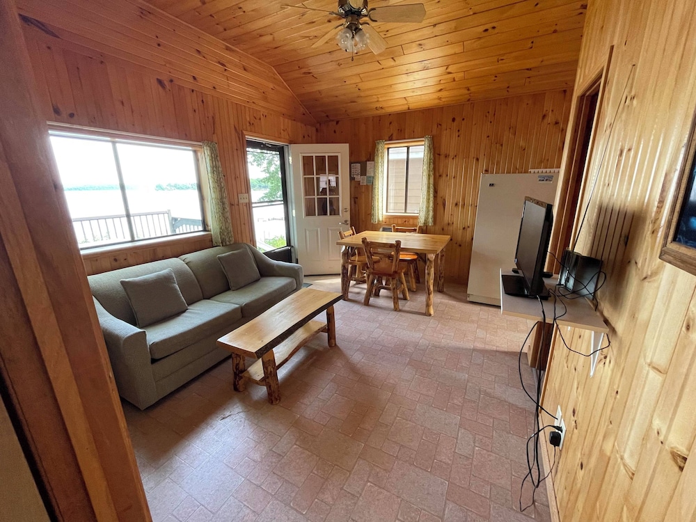 Standard Cottage, 2 Bedrooms, Lake View photo 3