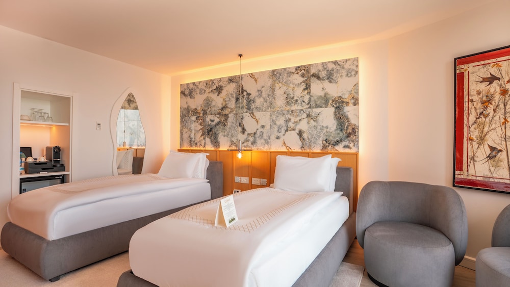 Superior Twin Room, Balcony