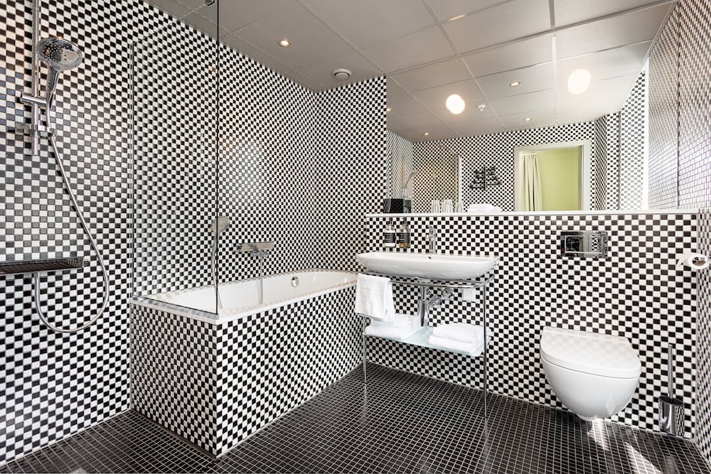Junior Suite - Photo 12