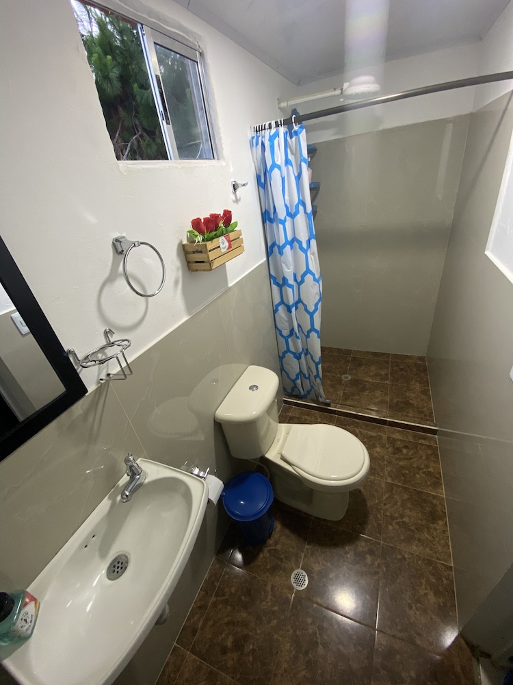Family Twin Room, 2 Bedrooms, Mountain View photo 2