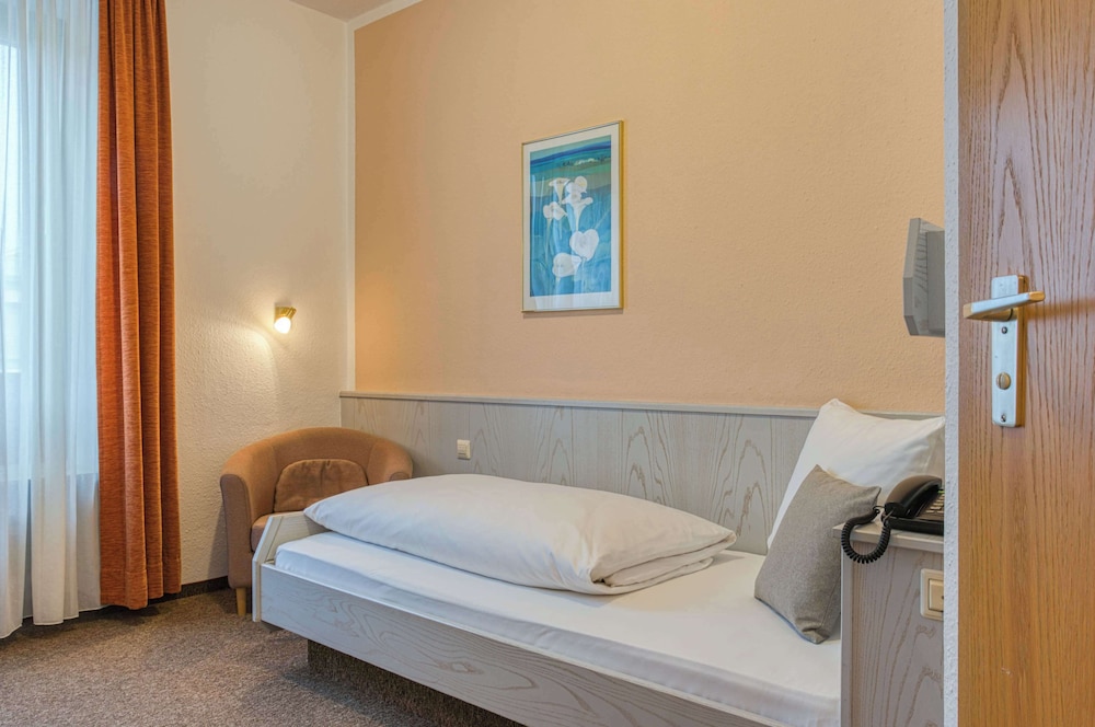 Standard Room, 1 Twin Bed