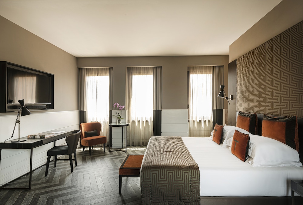 Junior Suite (Deluxe) photo 1