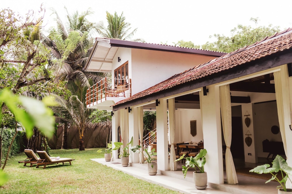 Deluxe Villa photo 2