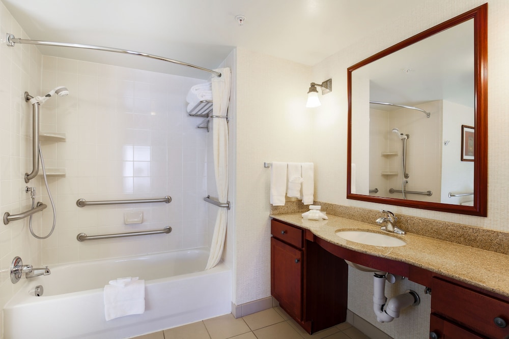Suite, 2 Queen Beds, Accessible, Non Smoking (Hearing) - Photo 8
