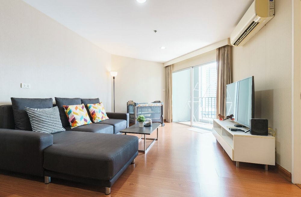 Comfort Condo, 2 Bedrooms, Non Smoking, Pool Access