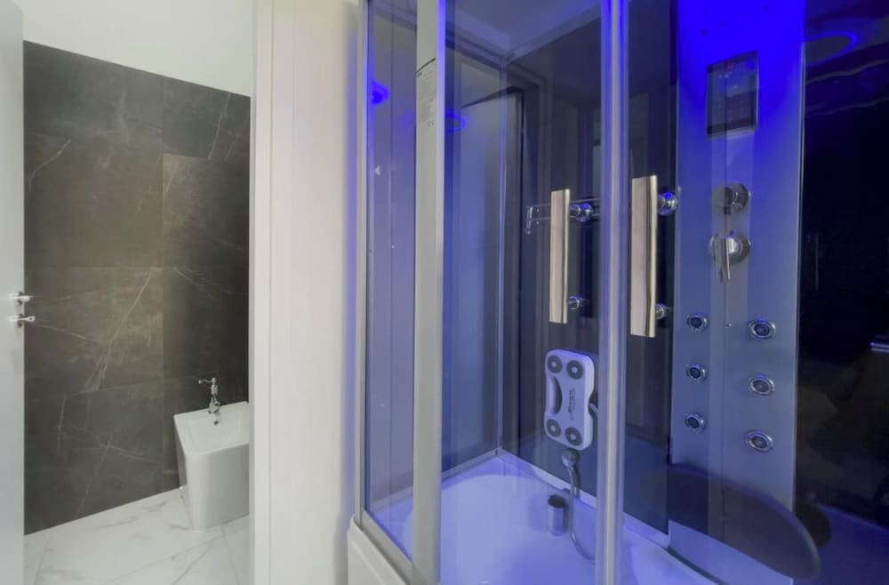 Deluxe Room, Patio