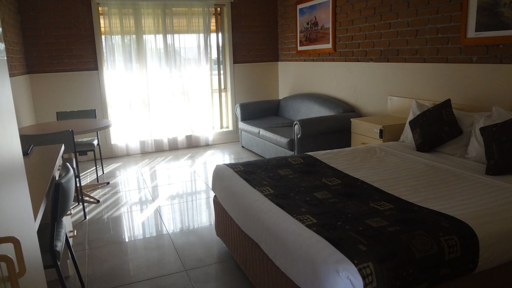 Double Room - Pet Friendly photo 2