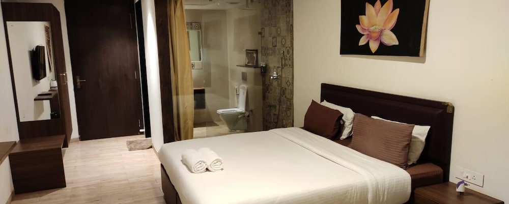 Premium Double Room photo 3