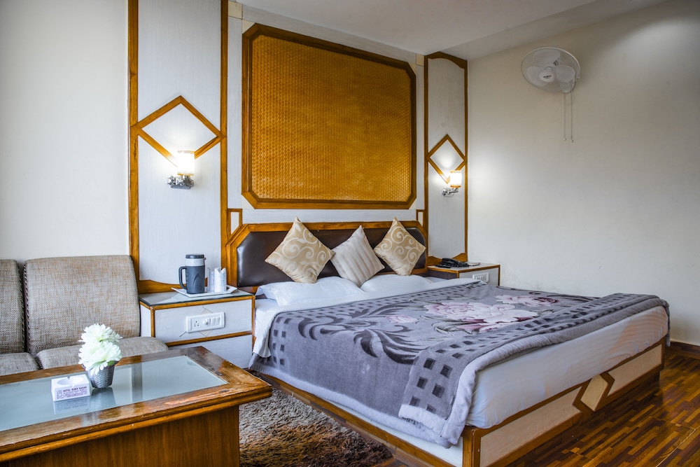 Deluxe Double Room photo 2