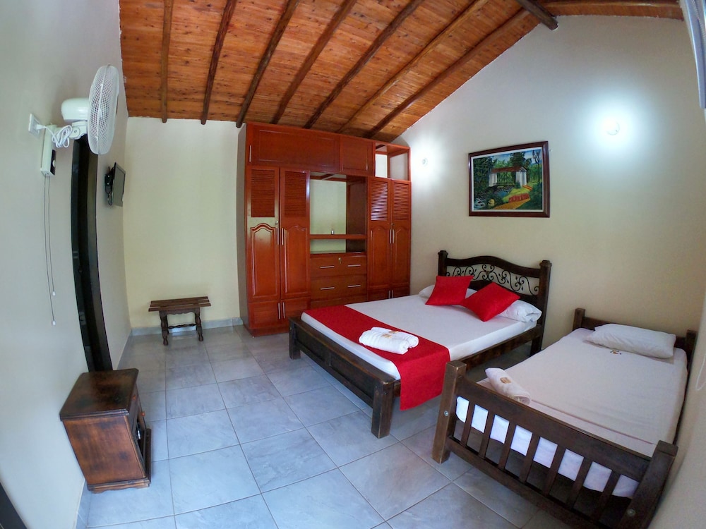 Triple Room