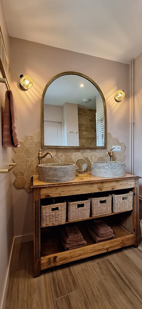 Superior Double Room, Ensuite (La Chaume) photo 3