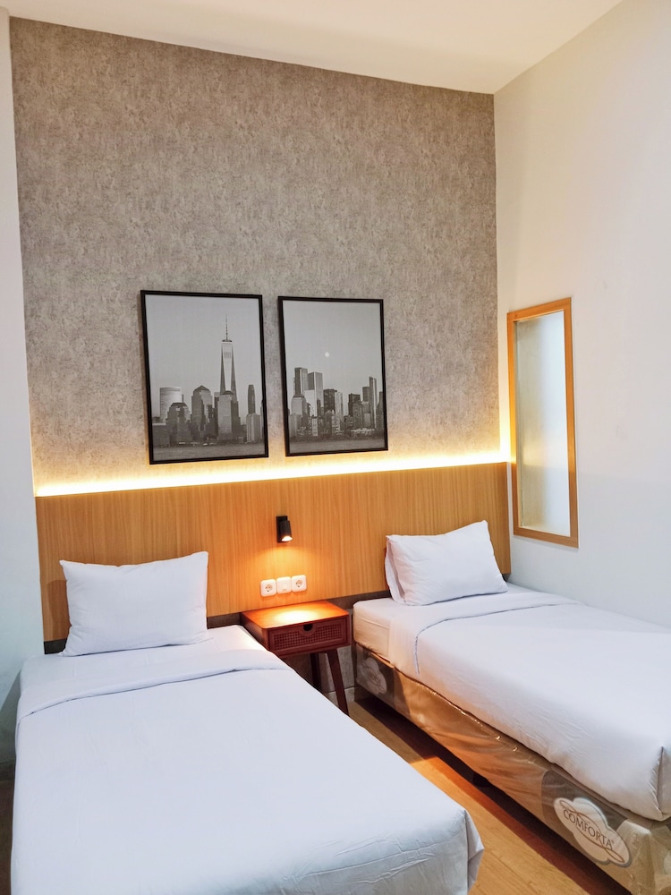 Standard Twin Room photo 1