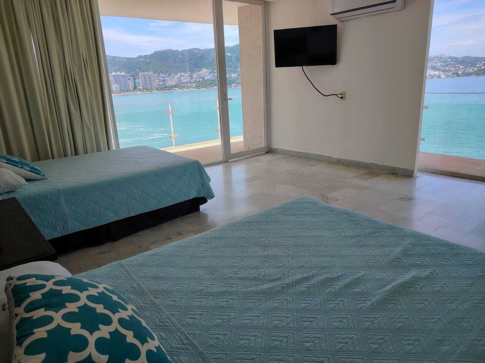 Suite Miramar photo 1