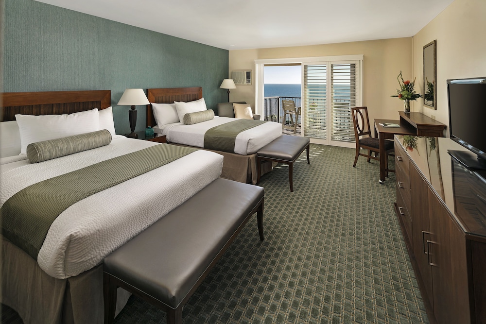 Room, 2 Queen Beds, Partial Ocean View - Photo 1