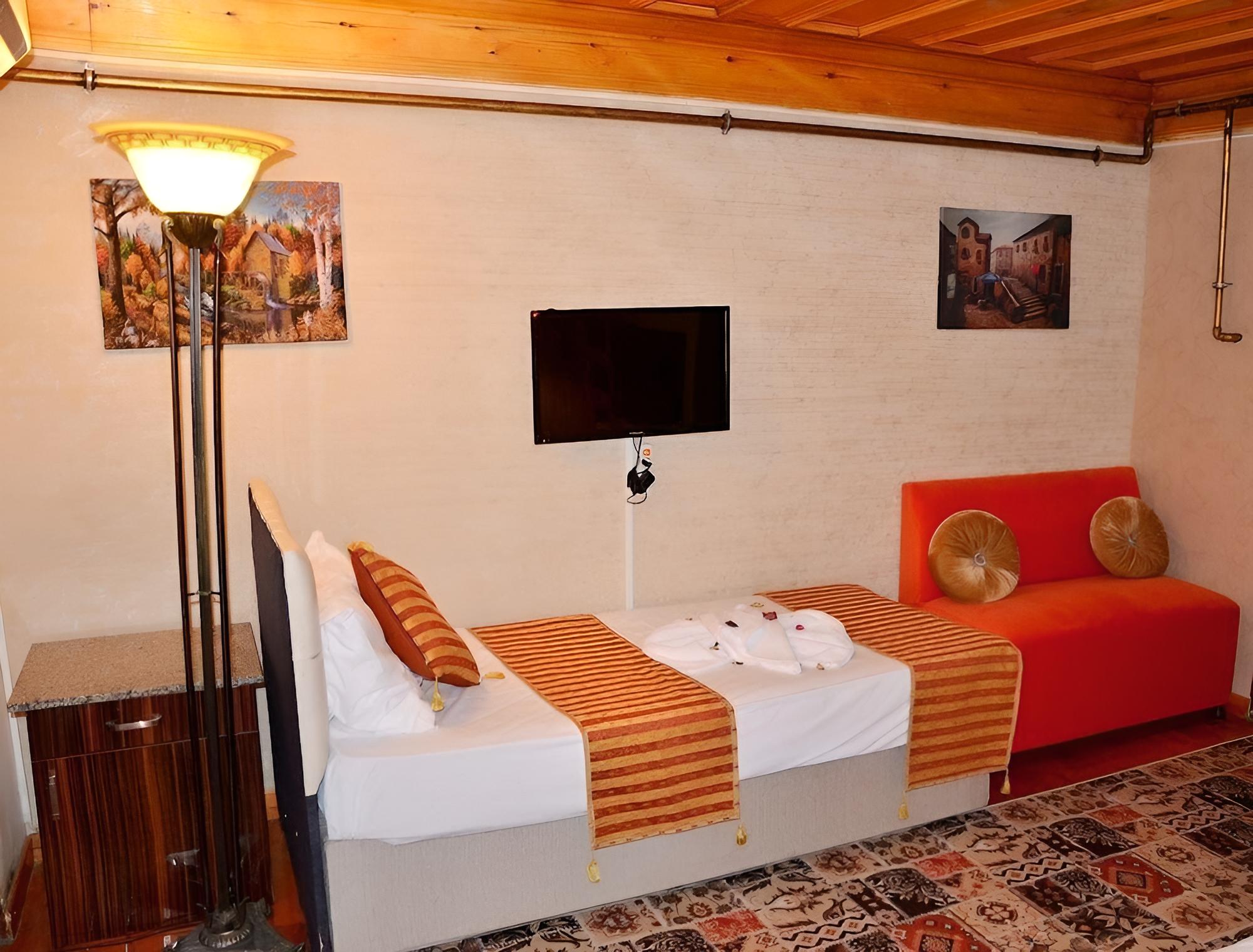 Standard Triple Room photo 1