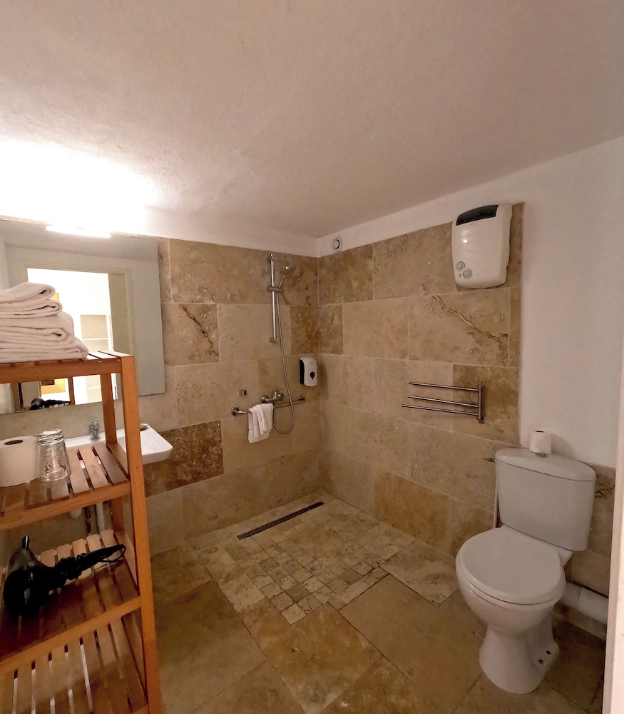 Superior Double Room, Sea View - Photo 8