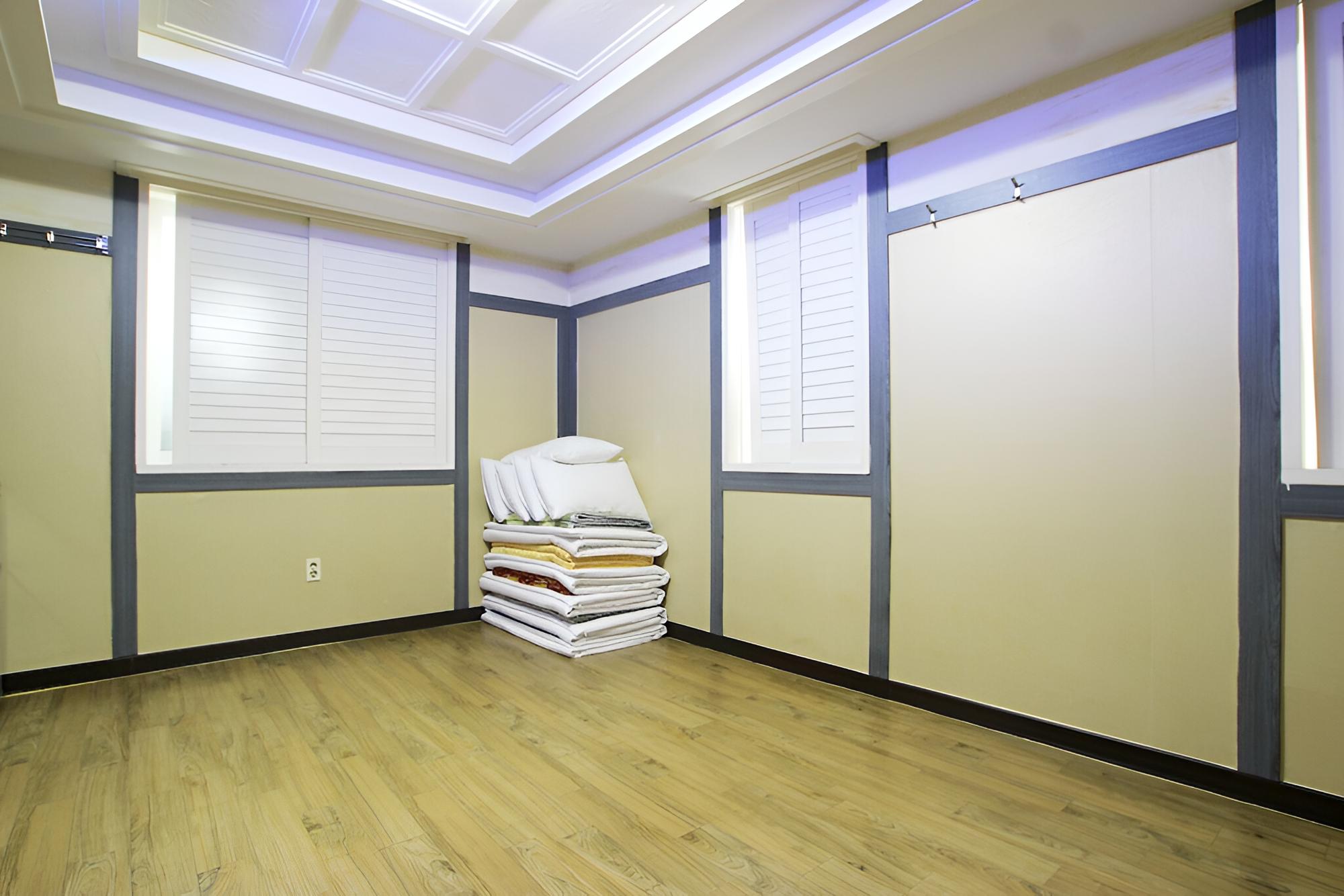 Room (Standard Room - Ondol) - Photo 2