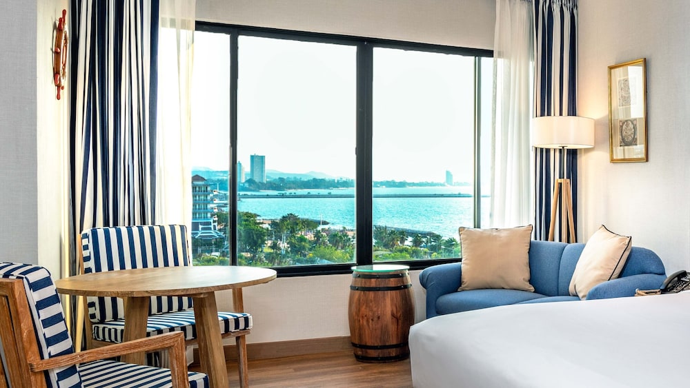 Deluxe Room, 2 Twin Beds - Photo 3