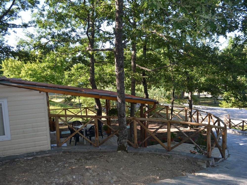 Mobile Home photo 3