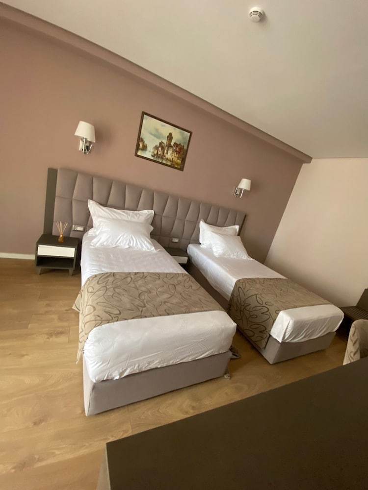 City Twin Room photo 2