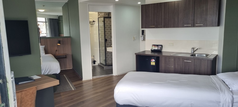 Family Room - Photo 8