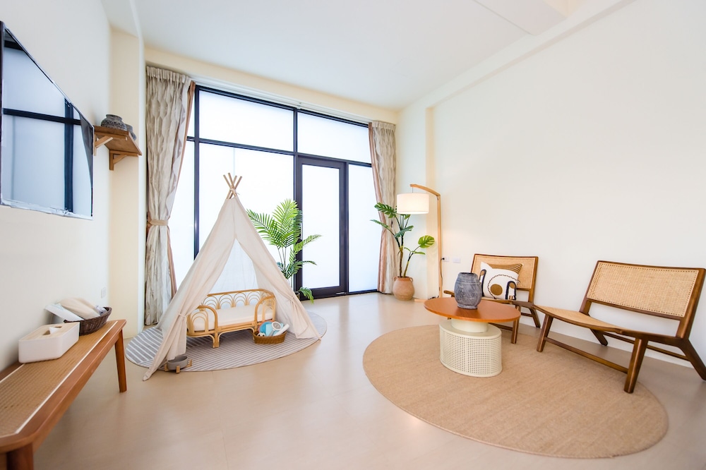 Deluxe Double Room with Mountain View and Bathtub photo 2