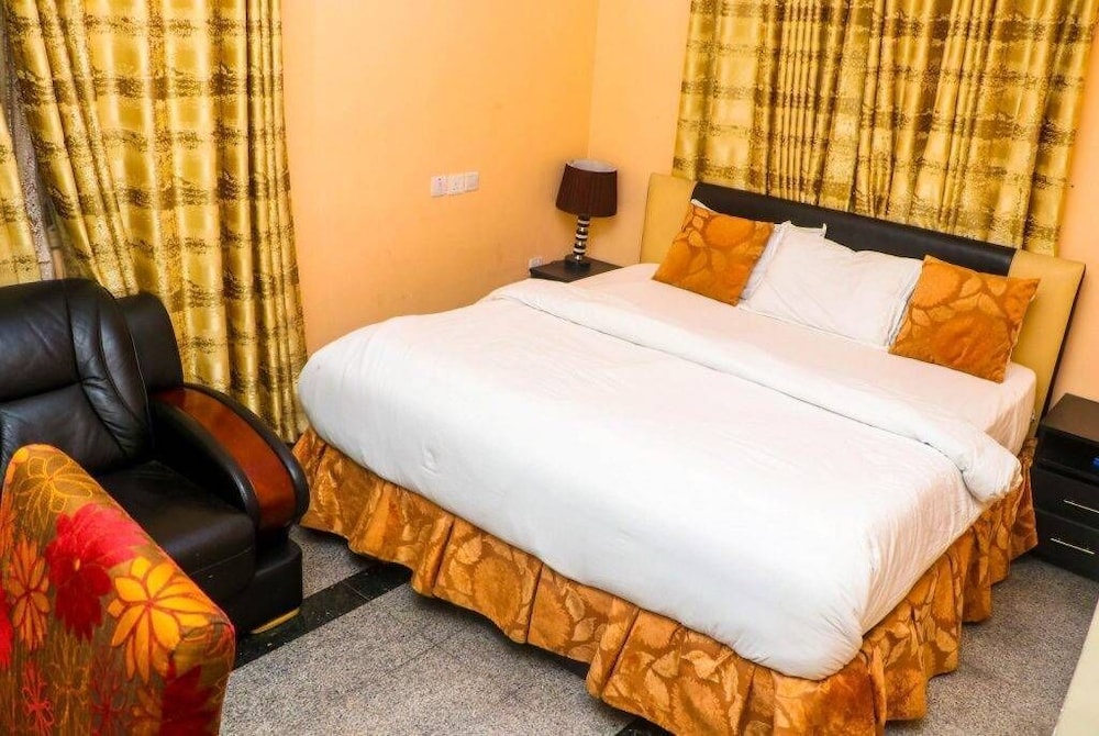 Deluxe Room - Photo 1
